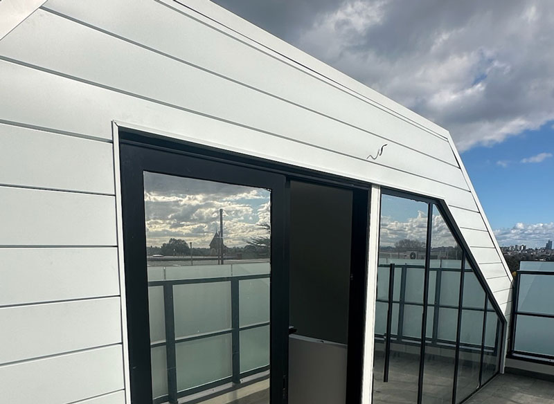 colorbond-unicote-cladding-district-plumbing unicote and colorbond cladding installation
