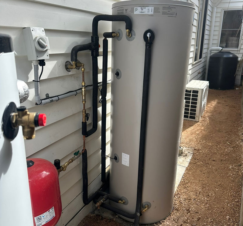 gas-electric-hotwater-repairs-replacement gas and electric hot water system installation and repairs